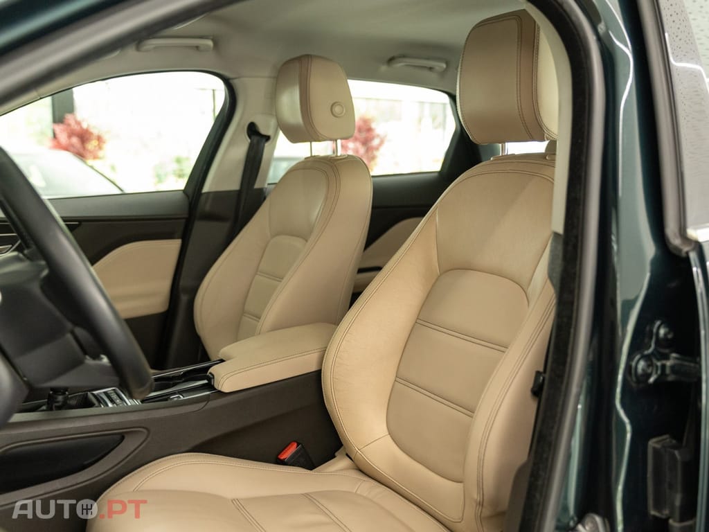 Jaguar F-Pace 2.0 i4D Portfolio