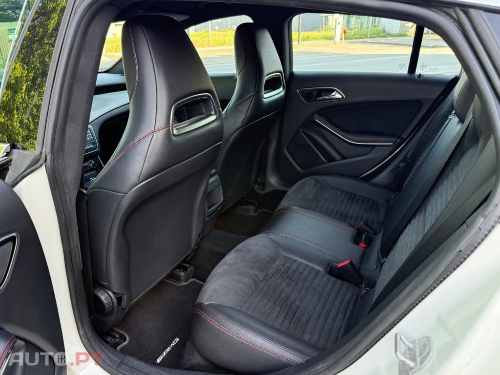 Mercedes-Benz CLA 200 (CDI) d 4Matic 7G-DCT AMG Line