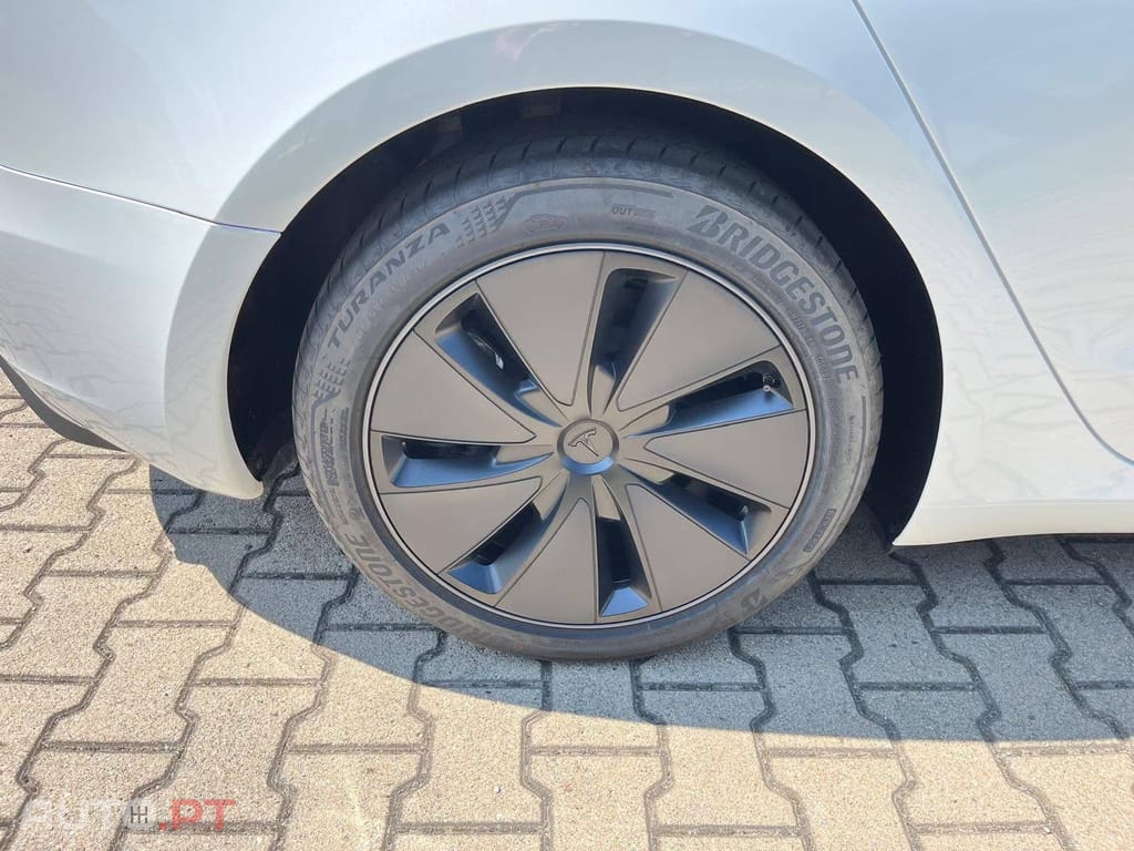 Tesla Model 3 Premium Long Range Dual AWD