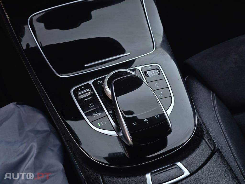 Mercedes-Benz E 220 D AMG