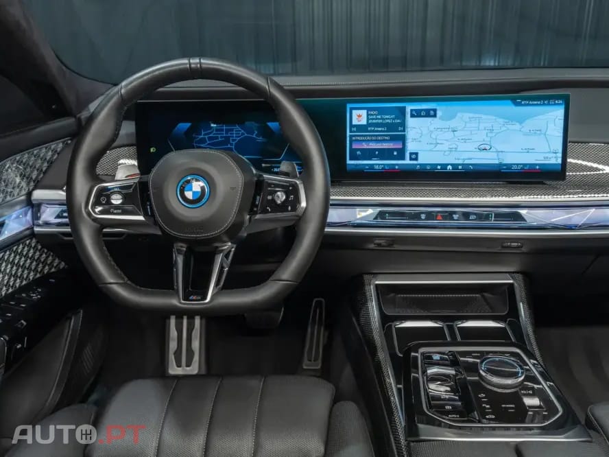 BMW 750 750e xDrive Pack Desportivo M