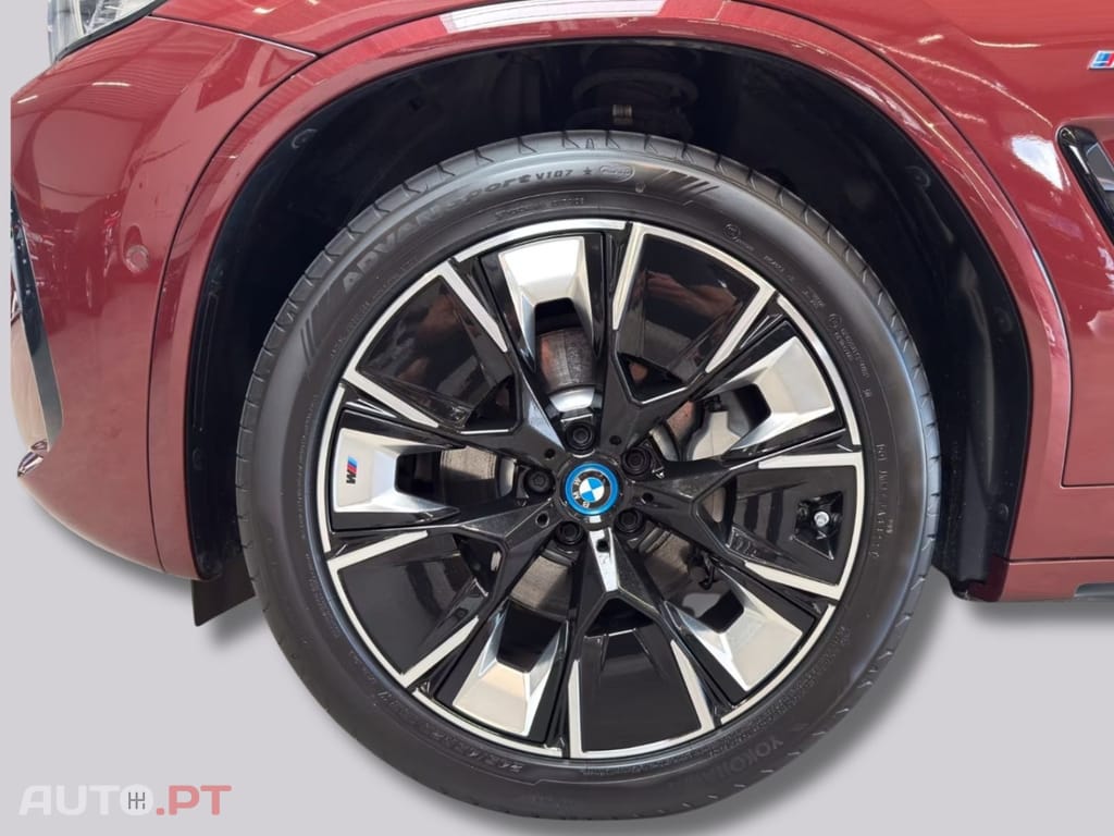 BMW iX3 I.V.A DEDUTIVEL Impressive M-Paket