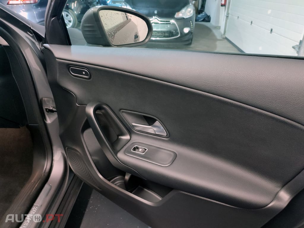 Mercedes-Benz A 180 Business Solution
