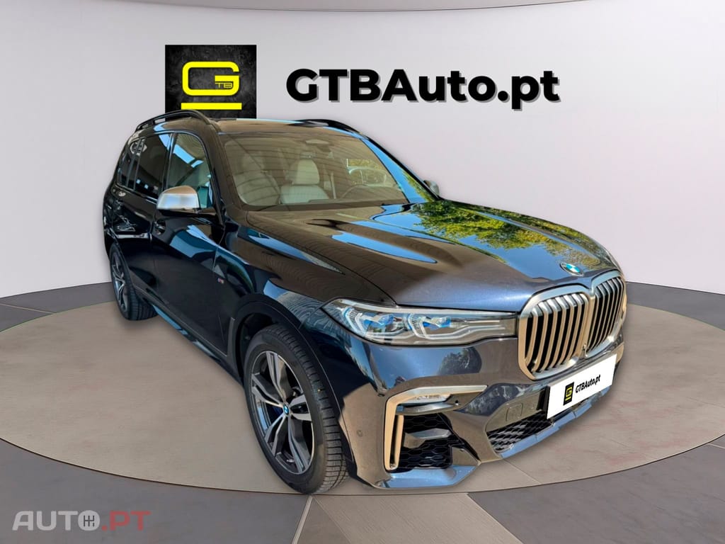 BMW X7 M50i