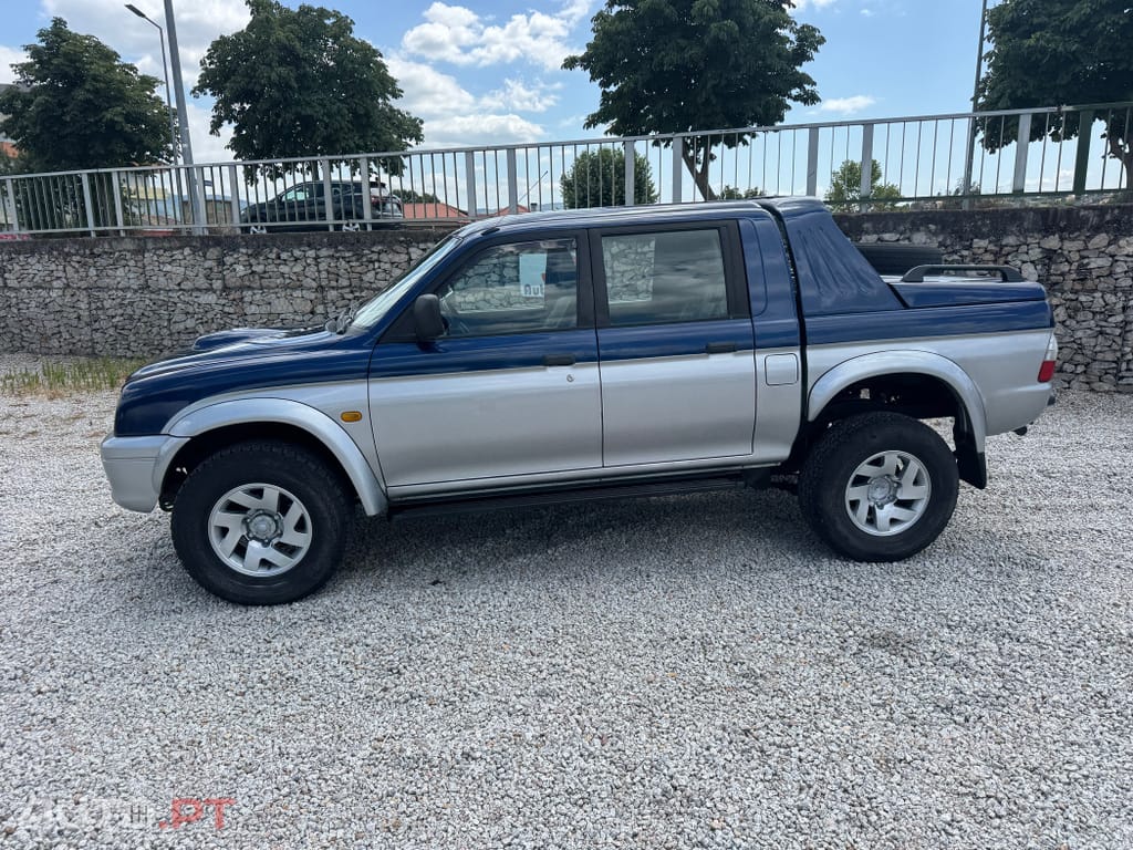 Mitsubishi L200 2.5 TD Strakar Sport CD