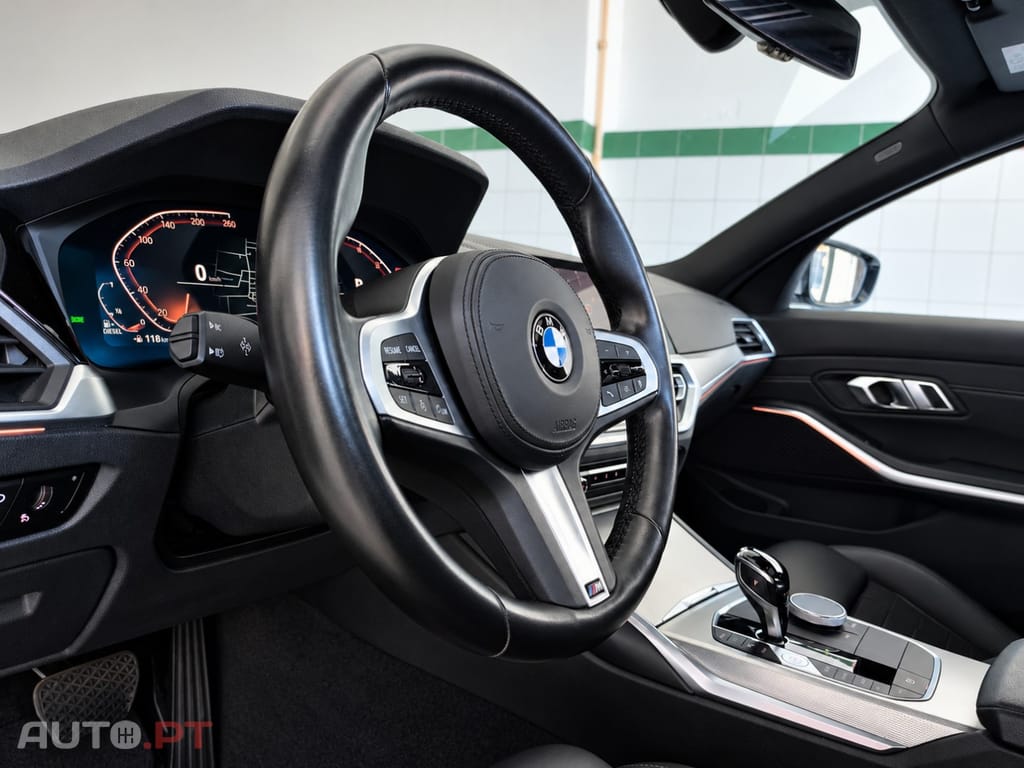 BMW 318 d Line Sport Auto