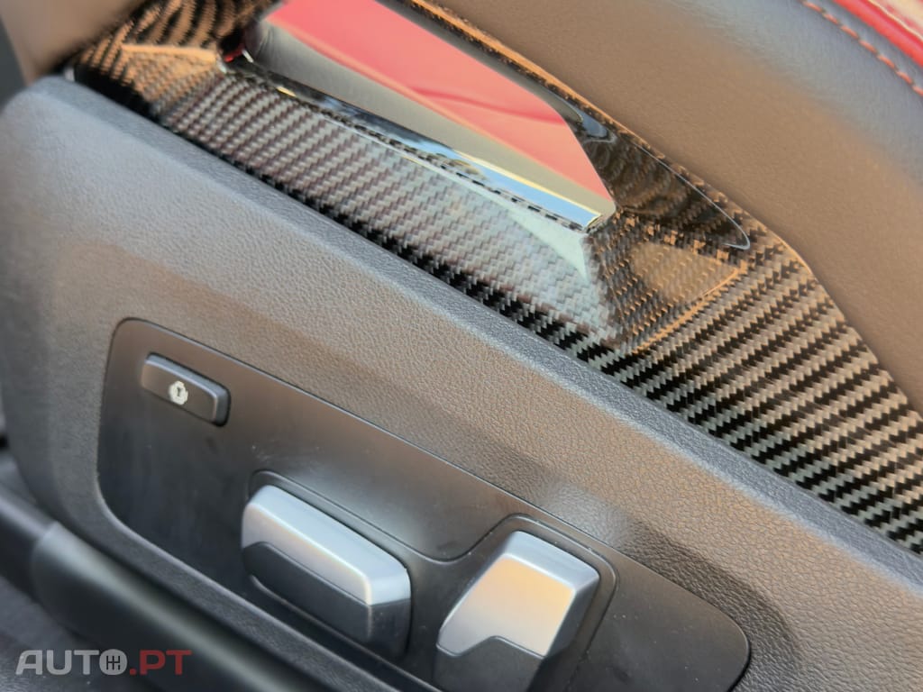 BMW M4 X-DRIVE CARBONO