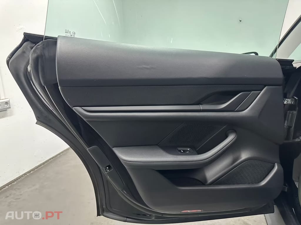 Porsche Taycan Sport