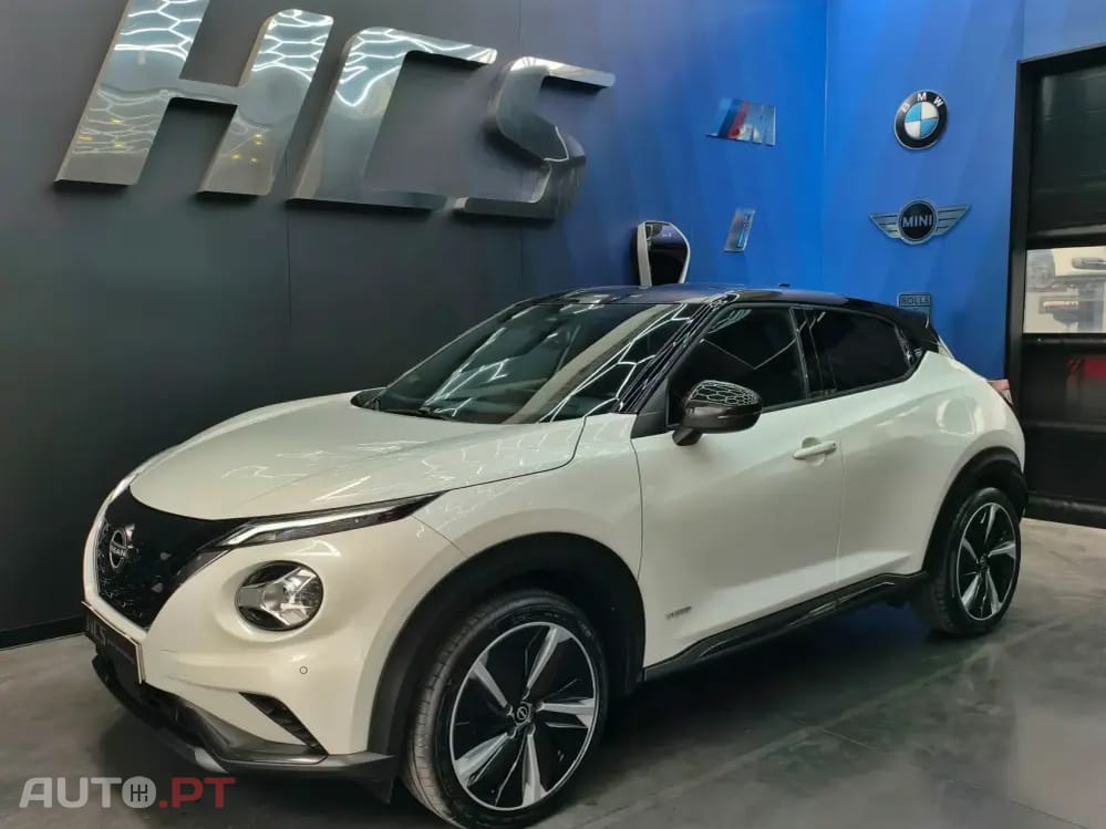 Nissan Juke 1.6 Hybrid N-Design Black