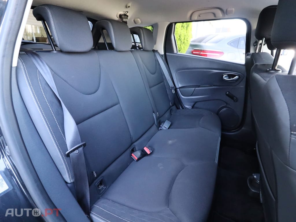 Renault Clio Sport Tourer 0.9 TCe Limited — fotografia 11