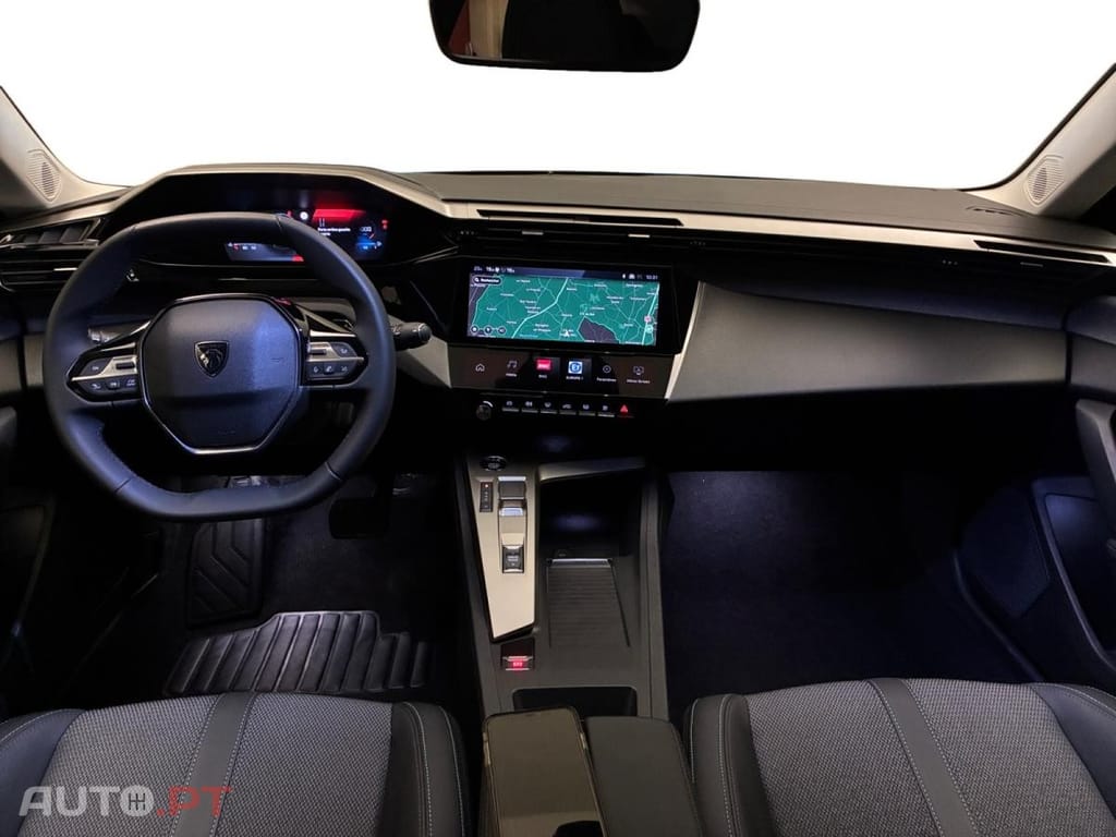 Peugeot 408 Hybrid Allure e-DCS6