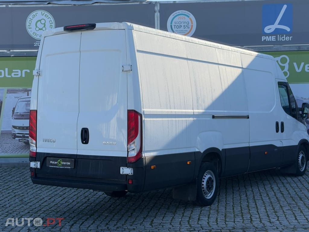 Iveco Daily 3.0 - 180 CV  L 4 H 2