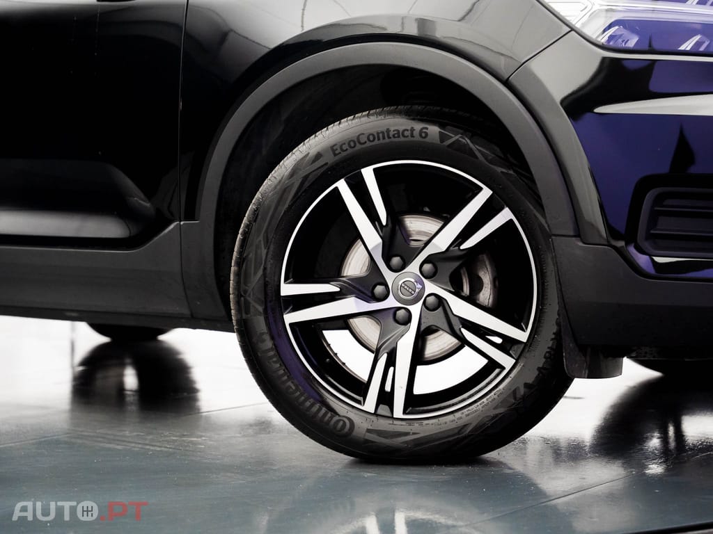 Volvo XC40 2.0 D3 R-Design