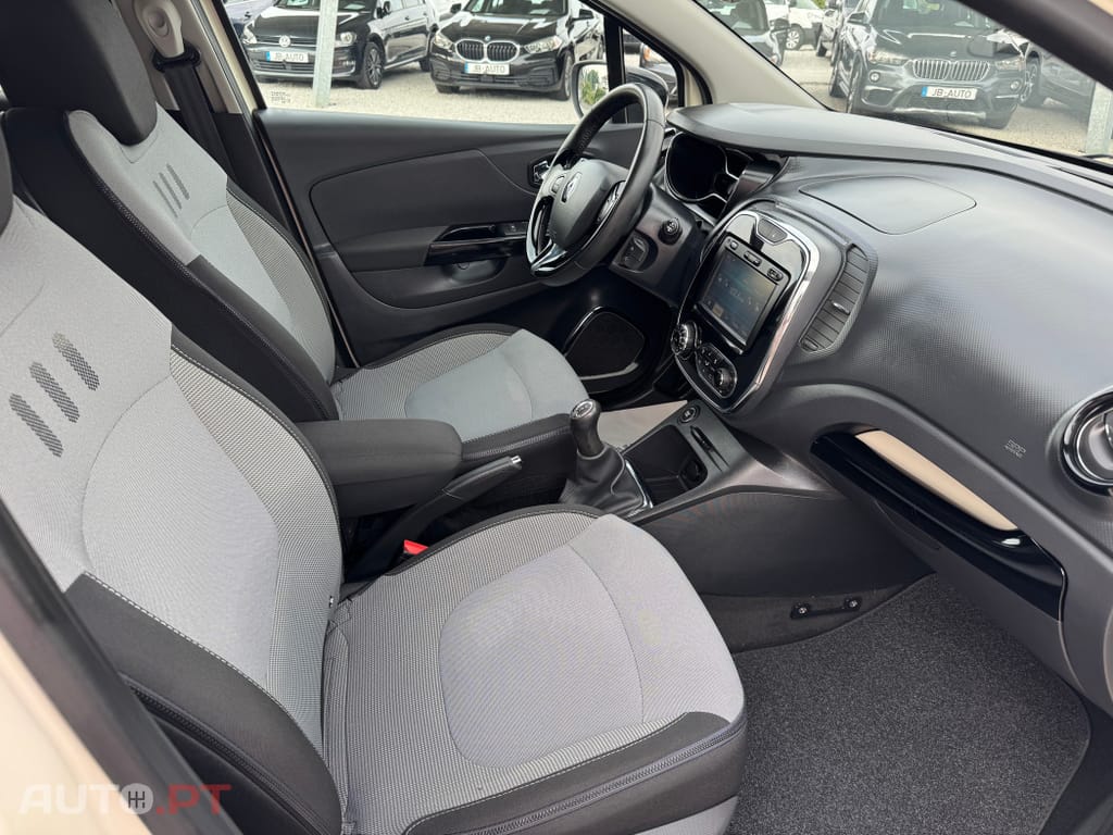 Renault Captur 0.9 TCE Exclusive