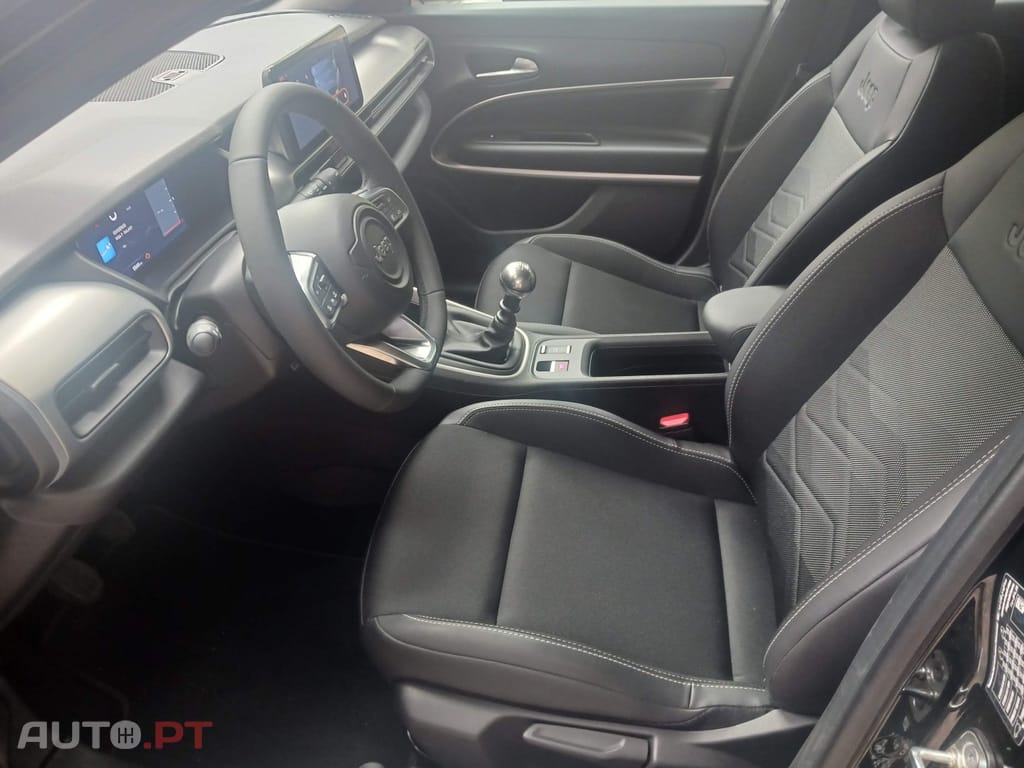 Jeep Avenger 1.2 GSE T3 Summit