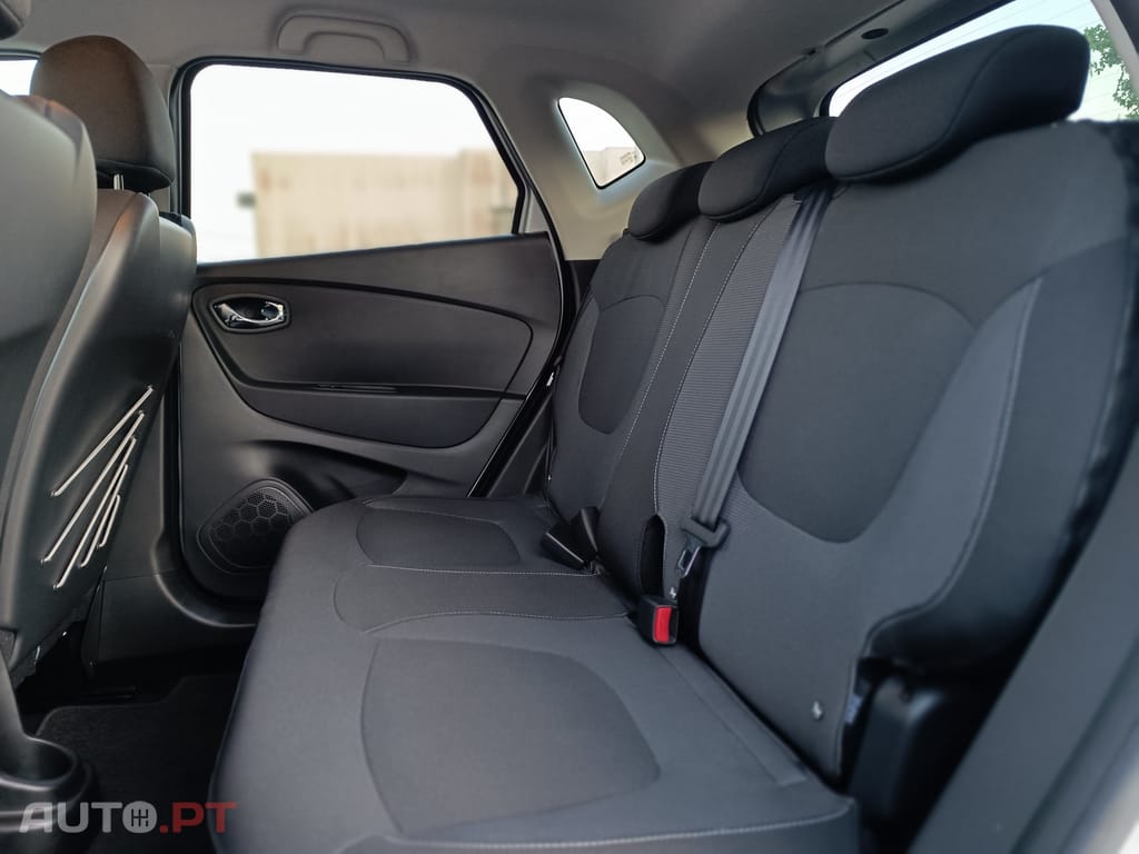 Renault Captur 1.5 dCi Exclusive EDC - 2.900 Km´s
