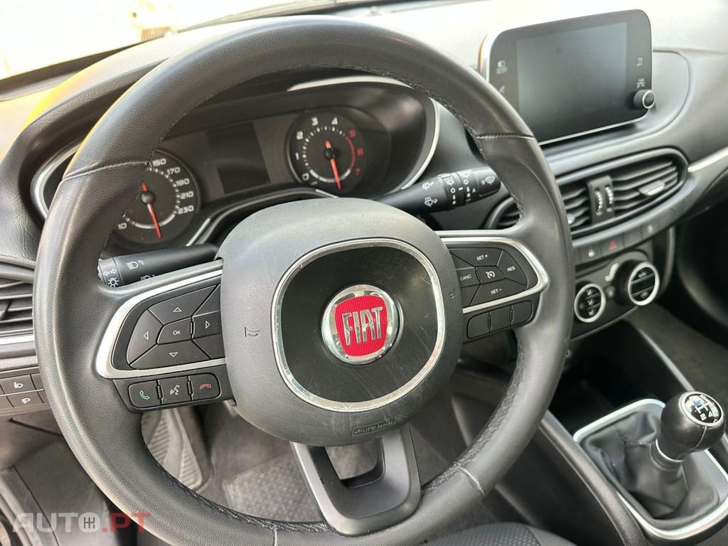 Fiat Tipo 1.3 M-Jet Lounge