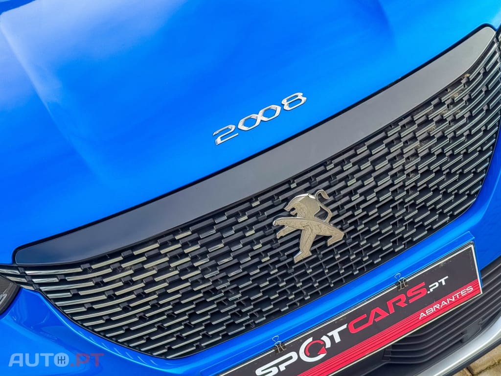 Peugeot 2008 1.2 PureTech Allure Pack