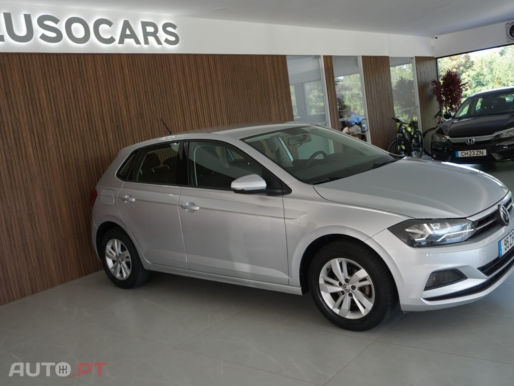 Volkswagen Polo 1.0 Confortline