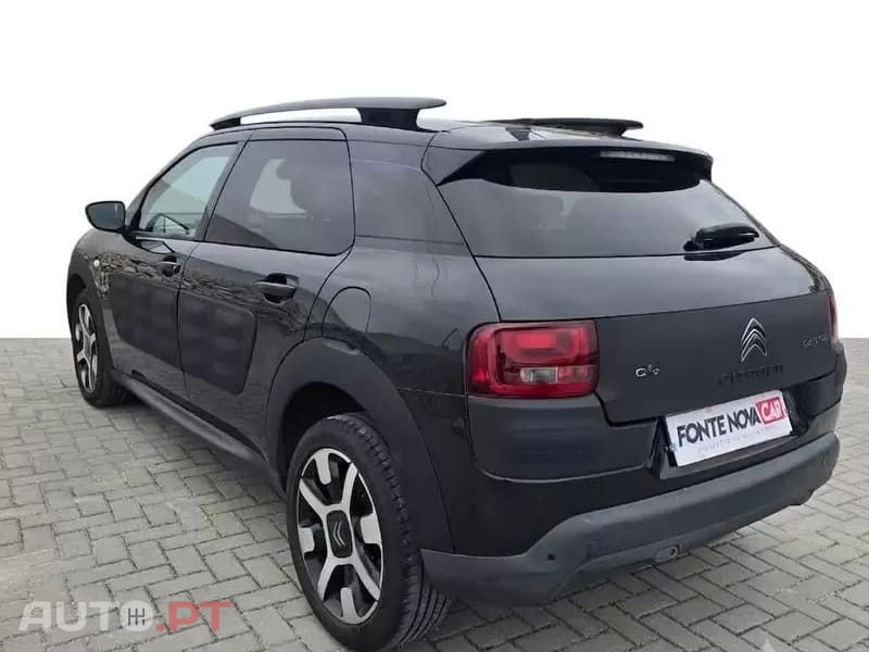 Citroen C4 Cactus 1.2 PureTech Shine Pack