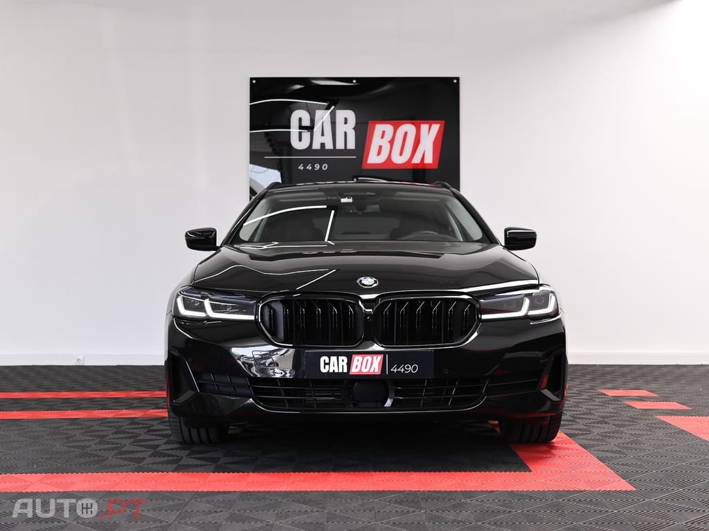 BMW 520 d Pack Desportivo M Auto