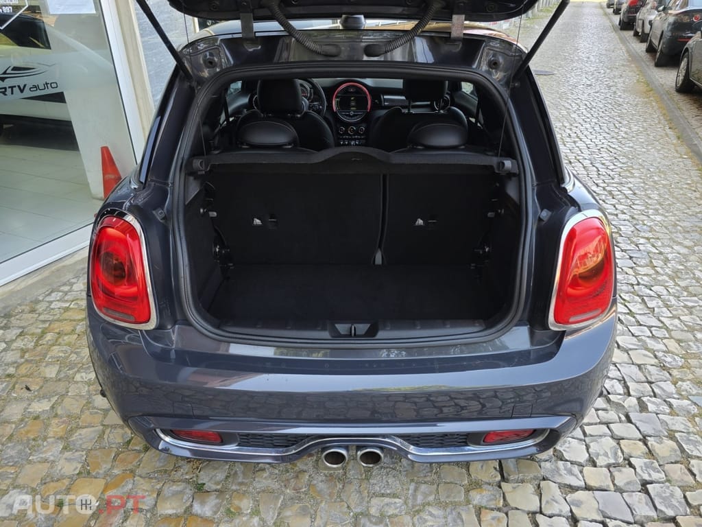MINI Cooper Cooper SD