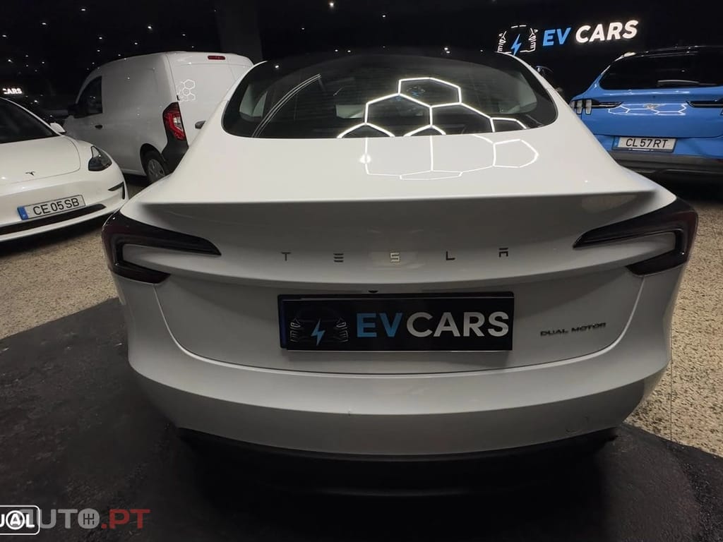 Tesla Model 3 Long Range Tração Integral