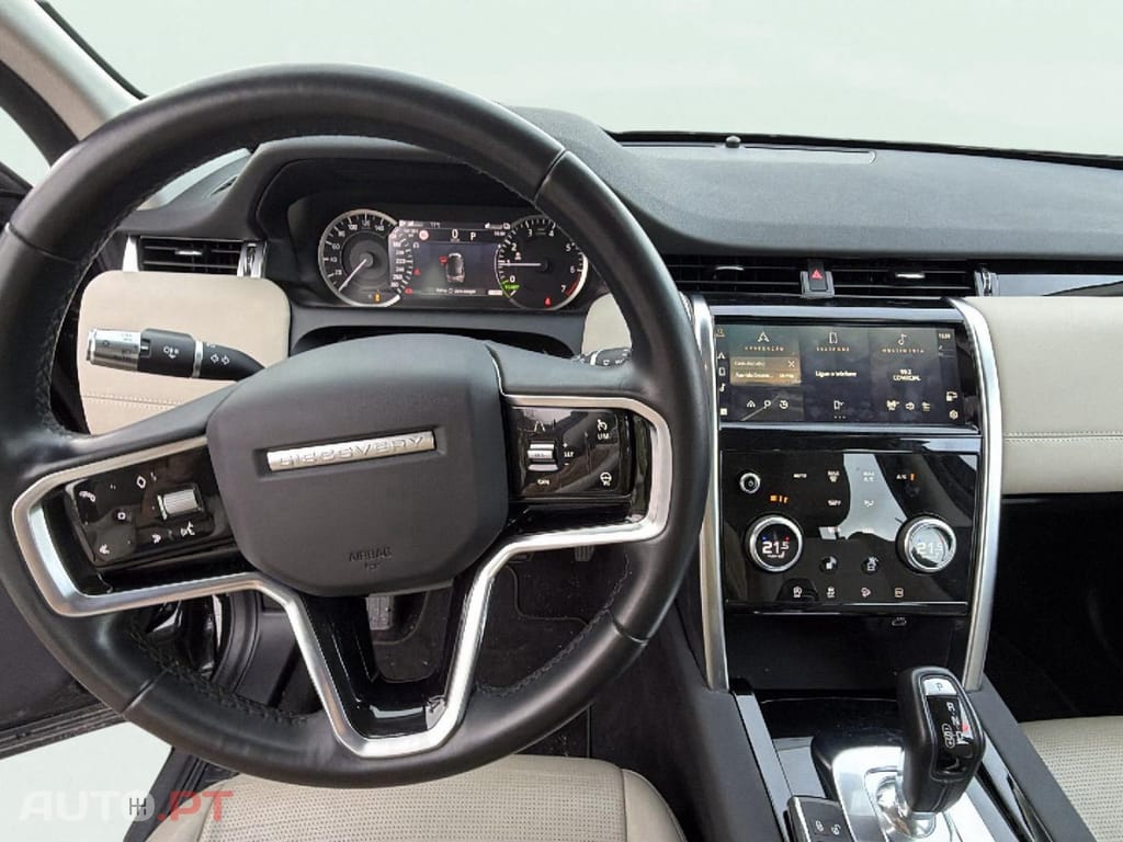 Land Rover Discovery Sport 1.5 I3 P300e AWD