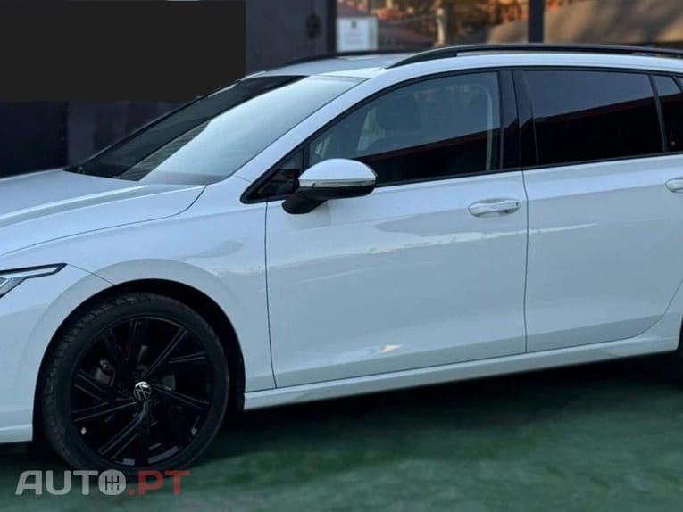 Volkswagen Golf 1.5 eTSI R-Line DSG