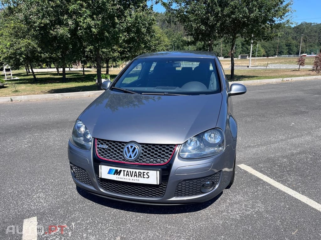Volkswagen Golf 2.0 GTi