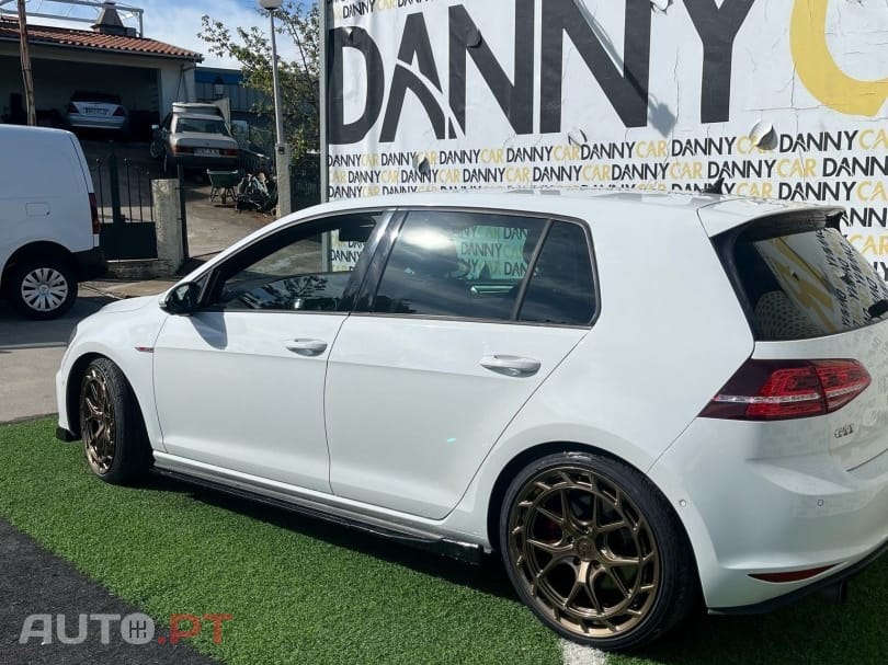 Volkswagen Golf 2.0 GTi DSG