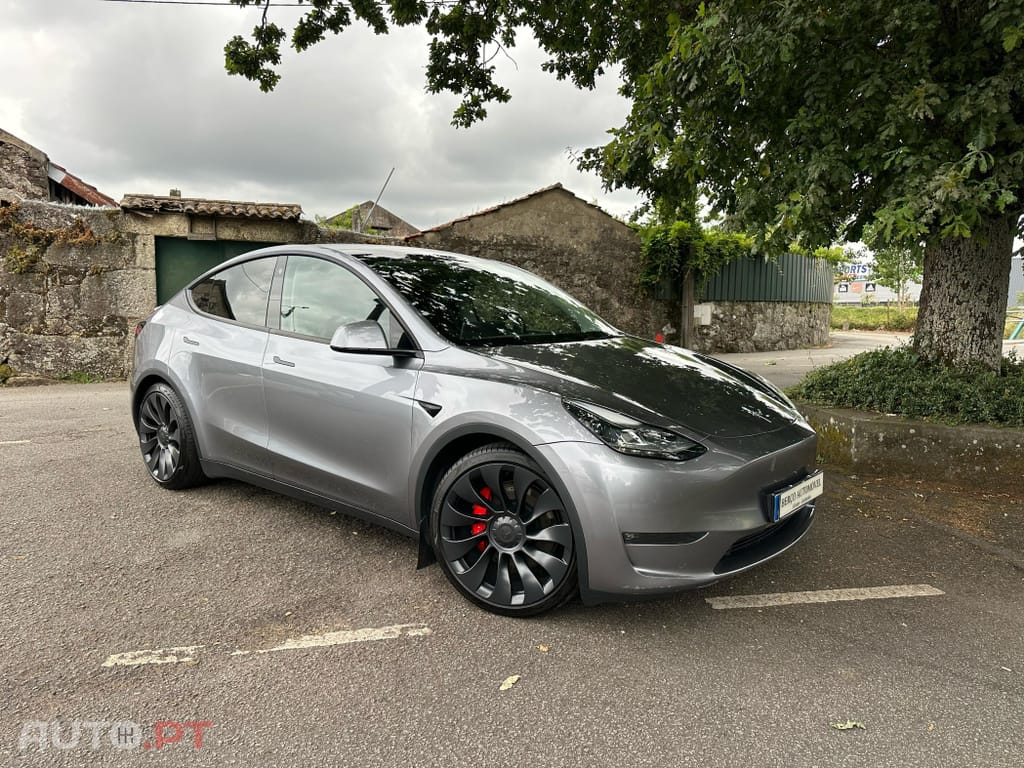Tesla Model Y Performance Tração Integral