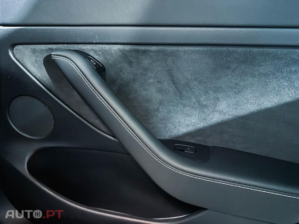 Tesla Model 3 Long Range AWD Dual Motor