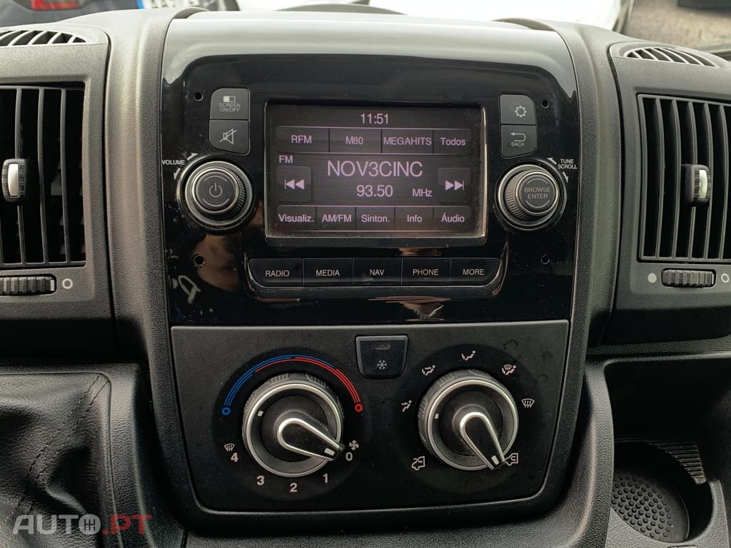 Peugeot Boxer 2.2 BlueHDi 335 L2 CD