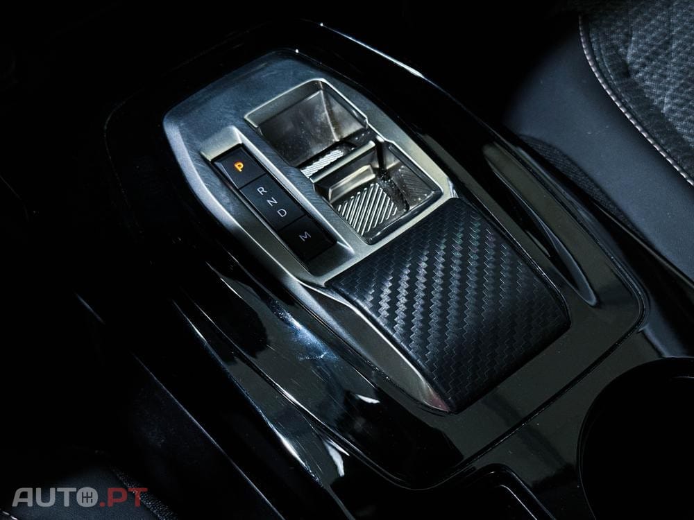 Peugeot 208 1.2 Hybrid Allure e-DCS6