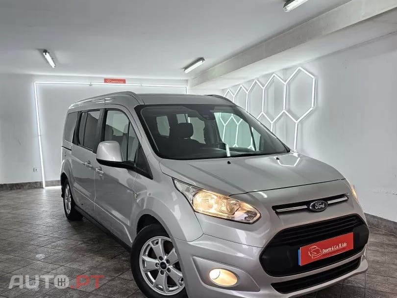 Ford Tourneo Grand 1.5 TDCi Active