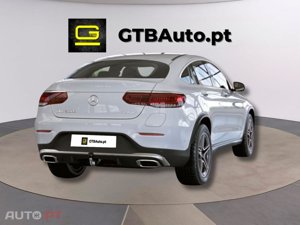 Mercedes-Benz GLC 300 I.V.A DEDUTÍVEL e4M Coupe AMG