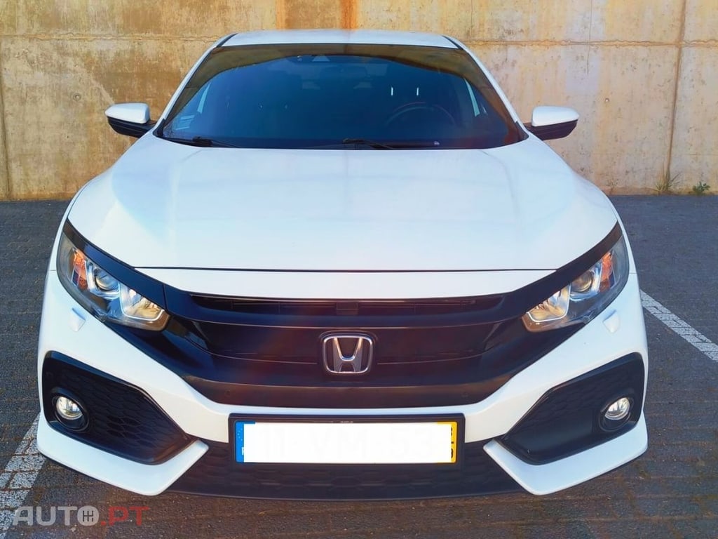 Honda Civic Elegance Navi 1.0