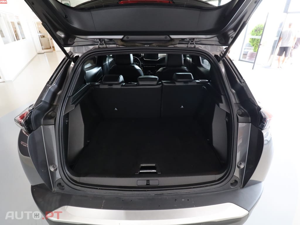 Peugeot 2008 1.2 PureTech Allure