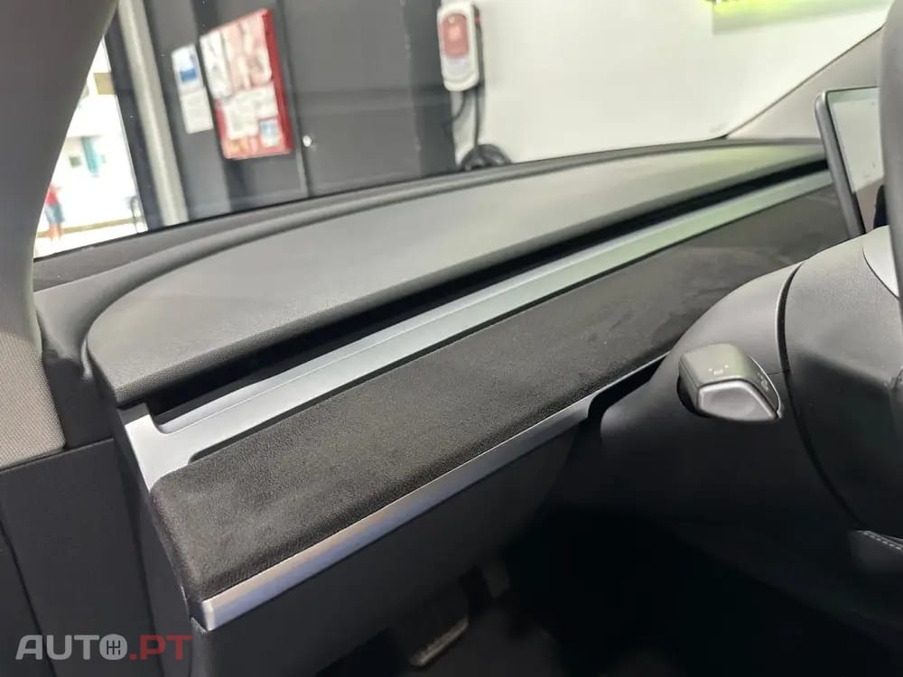 Tesla Model 3 Long Range Tração Traseira