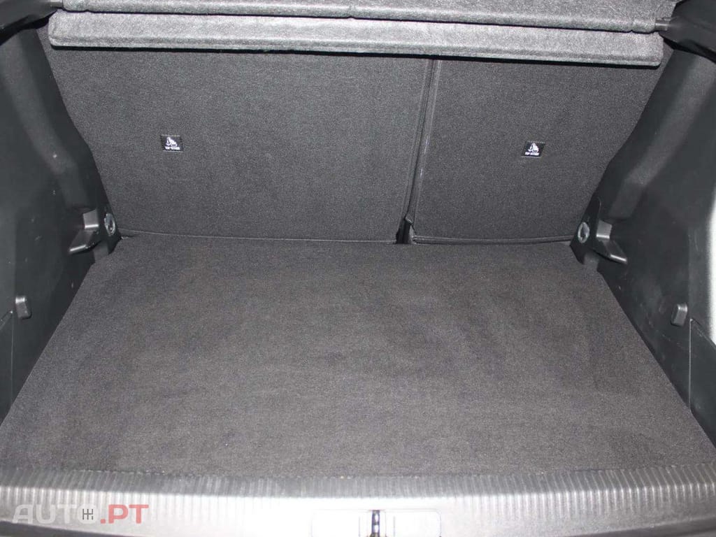 Peugeot 2008 1.2 Hybrid Allure e-DCS6