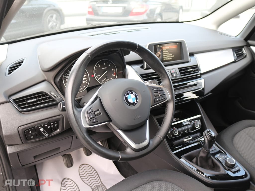 BMW 216 d