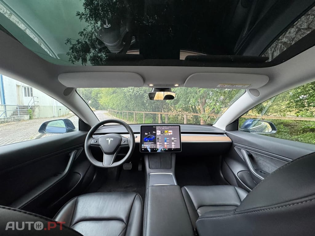 Tesla Model 3 Standard Range Plus RWD