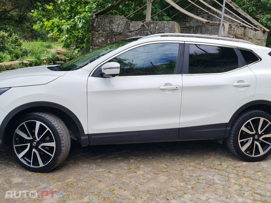Nissan Qashqai 1.5 dCi Tekna 19 Pele