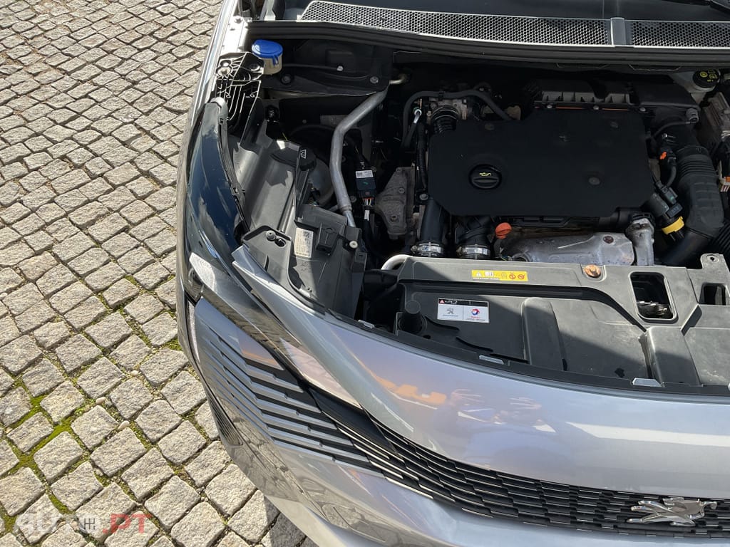 Peugeot 5008 1.5 BlueHDi Allure Pack EAT8
