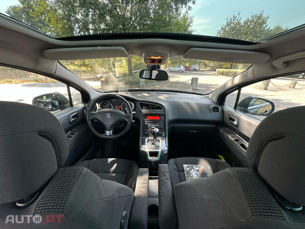 Peugeot 5008 1.6 e-HDi 7L Allure 2-Tronic 113g