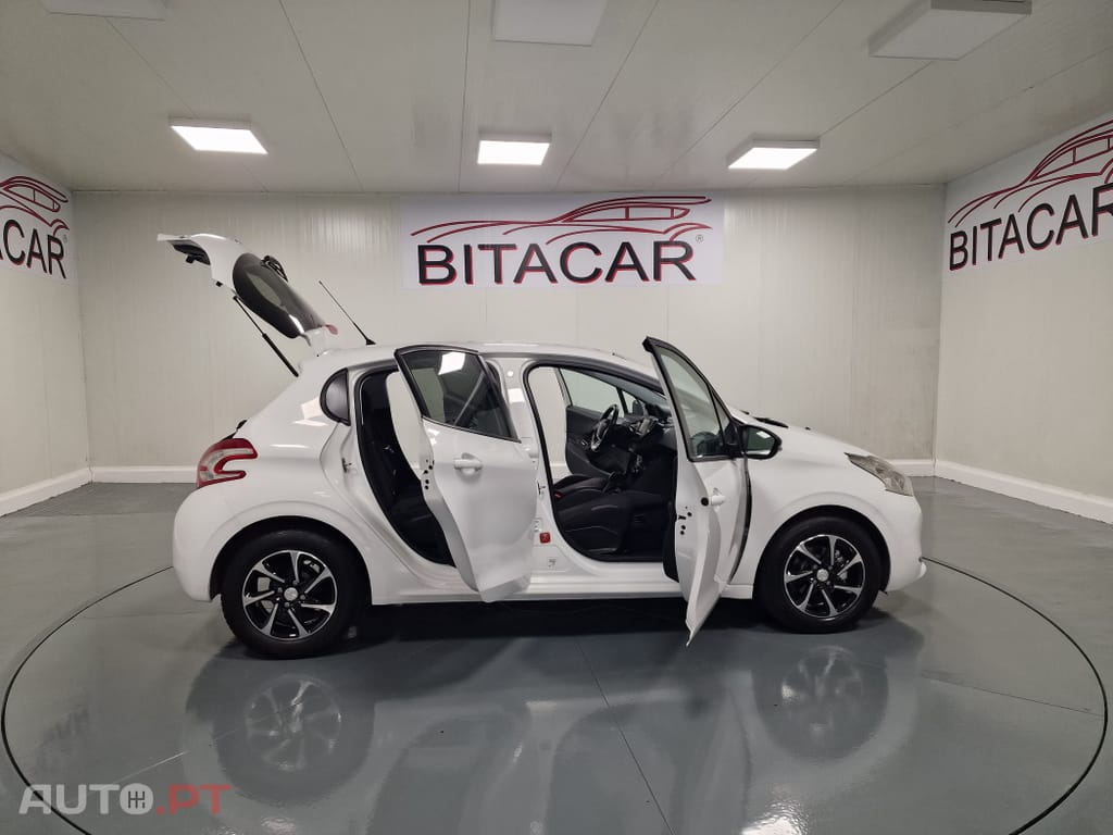 Peugeot 208 1.4 HDi Active