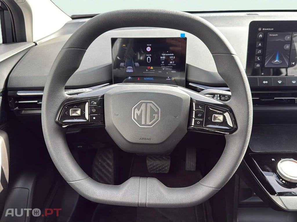 MG MG4 51 kWh Standard