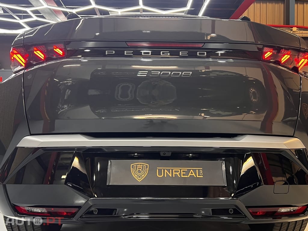 Peugeot E-3008 73 kWh GT