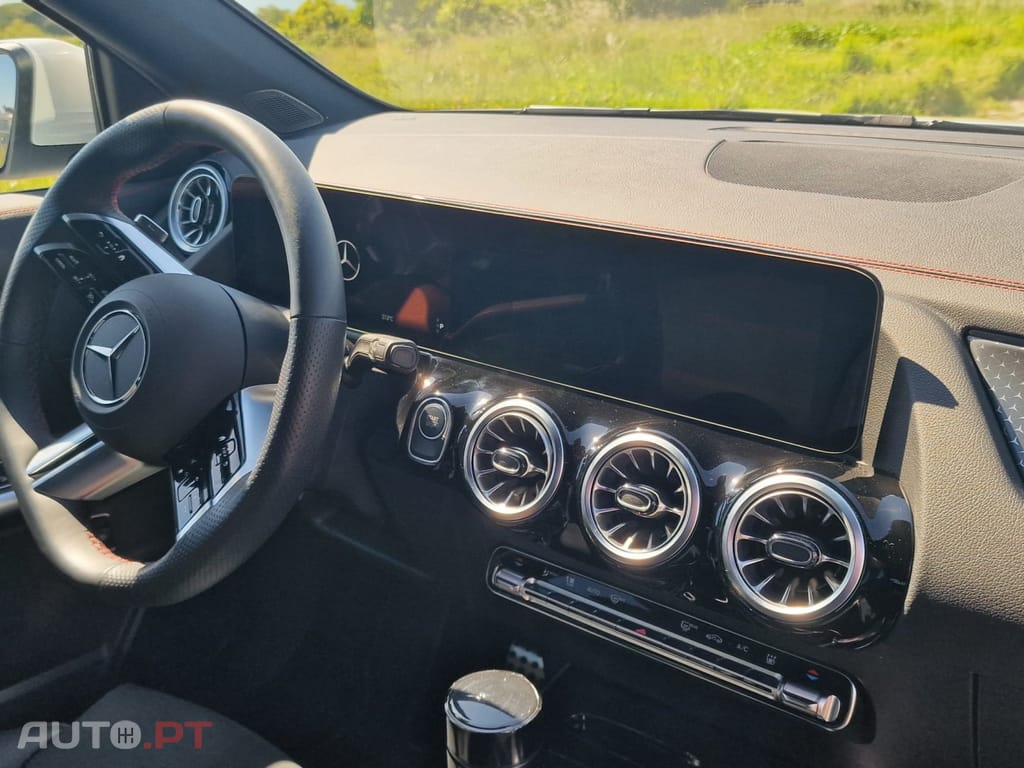 Mercedes-Benz EQA 250+ AMG Line